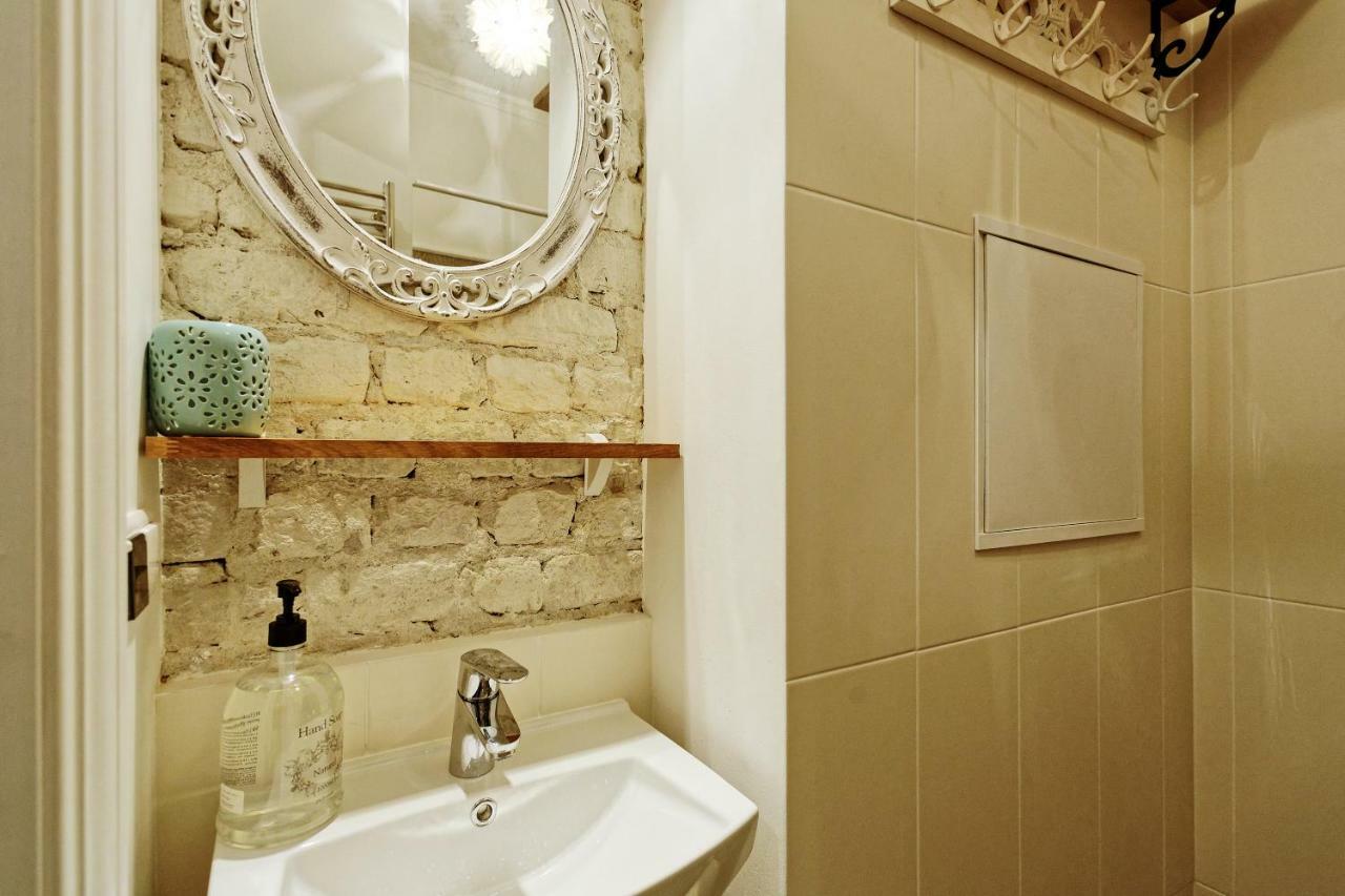 Riga Silent Center Boutique Apt. +Free Parking Eksteriør billede